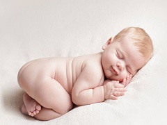 试管婴儿为输卵管梗阻患者带来千金宝贝